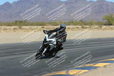 media/Mar-24-2025-Moto Forza (Mon) [[57ce5c5cff]]/3-Beginner Group/Session 3 (Turn 6 Inside)/